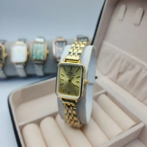 .Daniel Wellington DW